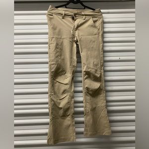 Prana Halle pant in khaki Size 4